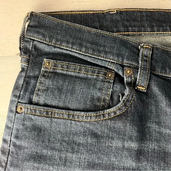 Wrangler Men’s Regular Fit Straight Leg Denim Jeans Size 40X30 - Picture 6 of 10